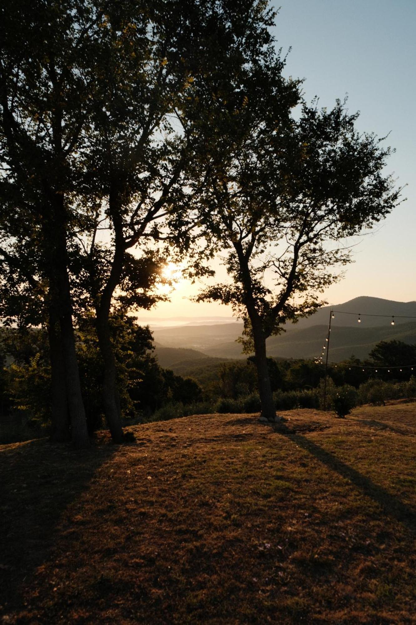 Vin Hotel - Wine Resort And Agriturismo Montieri מראה חיצוני תמונה